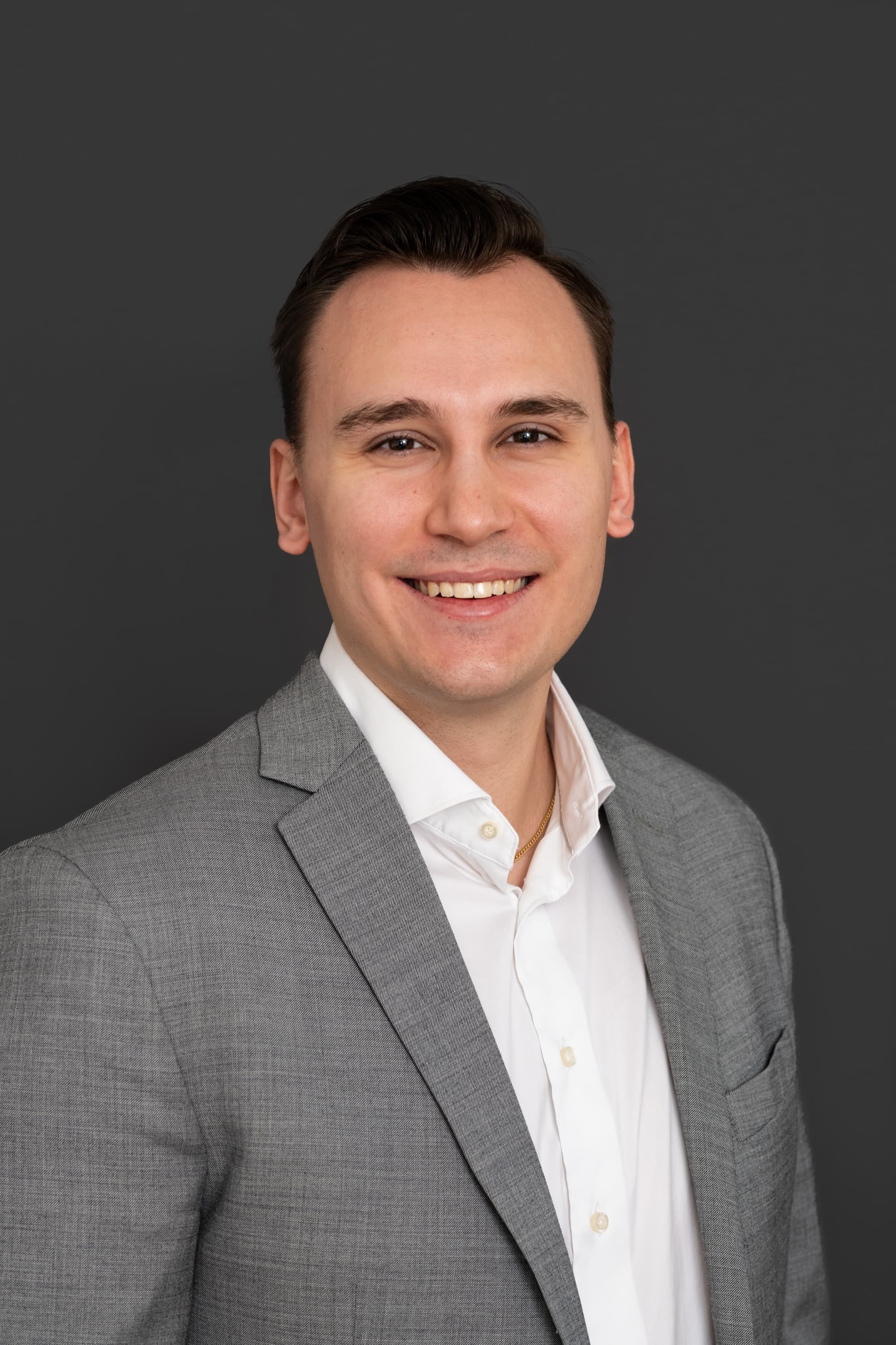 Kyle Scott, Mortgage Broker